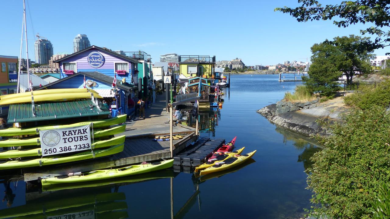 A Float Home B&B In Fisherman'S Wharf Victoria Esterno foto