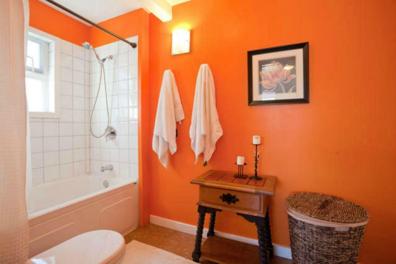 A Float Home B&B In Fisherman'S Wharf Victoria Esterno foto